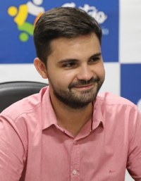 PREFEITO MANDA E VEREADORES APROVAM  SEM DISCUTIR PROJETO QUE VAI PREJUDICAR SERVIDORES EM JARU - Foto: com informa&ccedil;&otilde;es do portalrm.com.br