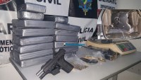 POL&Iacute;CIA APREENDE 30 QUILOS DE COCA&Iacute;NA E PRENDE DOIS TRAFICANTES NA BR - 364 - Foto: rondoniagora