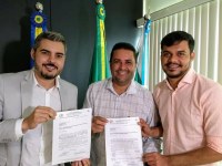 VEREADOR AMALEC  CONSEGUE MAIS 180 MIL REAIS PARA COMPRA DE AMBUL&Acirc;NCIA - Foto: ASSESSORIA