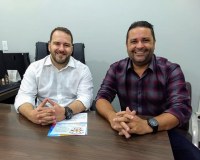 PARCERIA ENTRE VEREADOR AMALEC E DEPUTADO ALEX REDANO RESOLVE PROBLEMA DAS UTIs EM ARIQUEMES - Foto: EDIRCEU LIMA