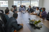 EMPRES&Aacute;RIOS DO SETOR DE TRANSPORTE SE RE&Uacute;NEM COM ALEX REDANO E MOSTRAM QUE EST&Atilde;O FALINDO - Foto: ASSESSORIA