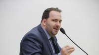 DEPUTADO ALEX REDANO COBRA M&Eacute;DICO ANESTESISTA PARA O MUNIC&Iacute;PIO DE BURITIS - Foto: ASSESSORIA