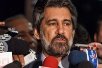 "PGR" PEDE ARQUIVAMENTO DE A&Ccedil;&Atilde;O CONTRA SENADOR VALDIR RAUPP - Foto: ASSESSORIA