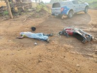 ACIDENTE ENVOLVENDO CAMINH&Atilde;O TOREIRO E MOTO MATA MAIS UMA PESSOA EM MACHADINHO - Foto: com informa&ccedil;&otilde;es de machadinhoonline