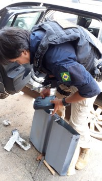 PRF PRENDE ADVOGADO TRANSPORTANDO 18 QUILOS DE COCA&Iacute;NA - Foto: ASSESSORIA