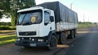 CAMINH&Atilde;O ROUBADO NO MATO GROSSO E RECUPERADO PELA PRF    EM ARIQUEMES - Foto: ASSESSORIA