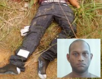 HOMEM &Eacute;  ASSASSINADO COM MAIS DE 25 TIROS - Foto: ASSESSORIA