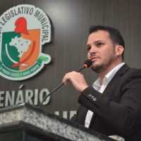 VEREADOR RENATO PADEIRO QUER CRIAR LEI QUE IR&Aacute; BENEFICIAR ESCOLAS MUNICIPAIS EM ARIQUEMES - Foto: EDIRCEU LIMA