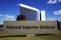 TSE MANDA TRE RECONTAR VOTOS PARA DEFINIR QUEM FICA COM O LUGAR DO DEPUTADO "A&Eacute;LCIO DA TV" - Foto: ASSESSORIA