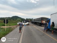 ACIDENTE NA BR - 364 ENVOLVENDO BI - TREM E STRADA TIRA A VIDA DE PROFESSORA, VEJA 0 V&Iacute;DEO - Foto: COM INFORMA&Ccedil;&Otilde;ES DE NELSON SALIM