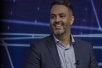 PREFEITO LEO EXTINGUE AG&Ecirc;NCIA QUE SERVIA DE CABIDE DE EMPREGO E EXONERA COMISSIONADOS - Foto: ASSESSORIA