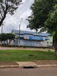 MAIS DE 100 PESSOAS AGUARDAM VAGAS NA UTI EM ROND&Ocirc;NIA, EM ARIQUEMES 02 PESSOAS MORREM NA FILA - Foto: com  informa&ccedil;&otilde;es do oobservador