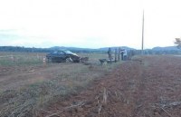 MOTORISTA PERDE A DIRE&Ccedil;&Atilde;O E MORRE NA ESTRADA QUE DA ACESSO A RIO CRESPO - Foto: EDIRCEU LIMA