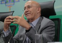 CONF&Uacute;CIO MOURA EXONERA AUXILIARES E INICIA CAMINHA EM BUSCA DE UMA VAGA NO SENADO - Foto: RONDONIAGORA