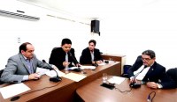 DEPUTADO DENUNCIA  QUE EMPRESAS  DEVEM  MAIS DE  5  BILH&Otilde;ES  DE  IMPOSTOS AOS COFRES P&Uacute;BLICOS - Foto: ASSESSORIA