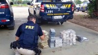PRF APREENDE QUASE 90 QUILOS DE COCA&Iacute;NA - Foto: ASSESSORIA/PRF