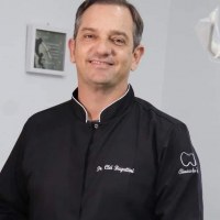 DENTISTA &Eacute; EXECUTADO &Agrave; TIROS DENTRO DO CONSULT&Oacute;RIO POR SUPOSTO PACIENTE - Foto: Com informa&ccedil;&otilde;es do folhadosulonline