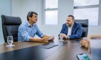 VEREADOR PEDE E PRESIDENTE ALEX REDANO DESTINAR&Aacute; 300 MIL PARA RECUPERAR ESTRADAS VICINAIS EM JARU - Foto: ASSESSORIA