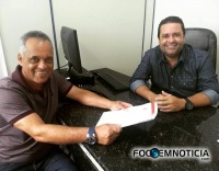 VEREADOR AMALEC VIABILIZA EMENDA NO VALOR DE 200 MIL  PARA PINTAR ESCOLAS MUNICIPAIS EM ARIQUEMES - Foto: EDIRCEU LIMA