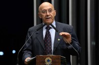 CONF&Uacute;CIO MOURA DIZ QUE "MAIS M&Eacute;DICOS" TEM QUE DAR PRIORIDADE PARA OS MUNIC&Iacute;PIOS MENORES - Foto: ASSESSORIA