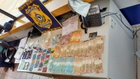ESTELIONAT&Aacute;RIOS S&Atilde;O PRESOS PELA "PRF" COM 25 MIL REAIS E MAIS  DE 40 CART&Otilde;ES DE CR&Eacute;DITOS NA BR - 364 - Foto: JARUONLINE