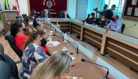 SEM SOLU&Ccedil;&Atilde;O: GOVERNADOR TEM AT&Eacute; DIA 28 PARA RESOLVER IMPASSE, CASO CONTR&Aacute;RIO QUART&Eacute;IS SER&Atilde;O FECHADOS - Foto: ASSESSORIA