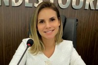 CARLA REDANO AGRADECE A POPULA&Ccedil;&Atilde;O DE ARIQUEMES E DIZ QUE A PARTIR DE JANEIRO &Eacute; PREFEITA DE TODOS - Foto: ASSESSORIA