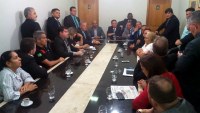 GOVERNADOR CONF&Uacute;CIO MOURA ENVIA PROJETO DE LEI A "ALE" PARA AUMENTAR DESCONTOS DO IPERON - Foto: OOBSERVADOR