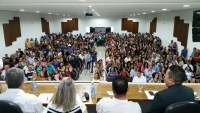 PROJETO ALUNO NOTA 10 RE&Uacute;NE CENTENAS DE PESSOAS   NO AUDIT&Oacute;RIO DA  ACIA EM ARIQUEMES - Foto: EDIRCEU LIMA