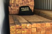 POL&Iacute;CIA FEDERAL DESMONTA ESQUEMA DE EXPORTA&Ccedil;&Atilde;O ILEGAL DE MADEIRA - Foto: AGENCIABRASIL