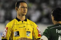 &Aacute;RBITRO DE ARIQUEMES COMANDAR&Aacute; JOGO DO CAMPEONATO BRASILEIRO - Foto: EDIRCEU LIMA