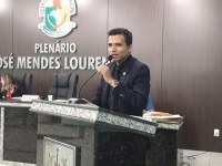VEREADOR JOEL DA YAMAHA DA PARECER FAVOR&Aacute;VEL E DIZ QUE "ELIMINADOR DE AR" BENEFICIA POPULA&Ccedil;&Atilde;O - Foto: EDIRCEU LIMA