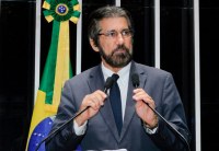 EX - SENADOR VALDIR RAUPP &Eacute; DENUNCIADO POR LAVAGEM DE DINHEIRO E CORRUP&Ccedil;&Atilde;O - Foto: AG&Ecirc;NCIA BRASIL