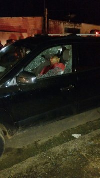 PREFEITO DE CANDEIAS &Eacute; ASSASSINADO NA PORTA DE SUA CASA COM CINCO TIROS, ACOMPANHANTE FOI BALEADA - Foto: RONDONIAOVIVO