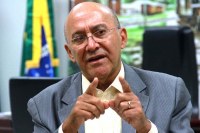 SOMENTE A EDUCA&Ccedil;&Atilde;O PODE REDUZIR A POBREZA NO BRASIL, DIZ CONF&Uacute;CIO MOURA - Foto: POR ALAN ALEX