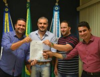 PARCERIA ENTRE OS VEREADORES AMALEC, NATAN E DEPUTADO ALEX  VIABILIZA EXAMES DE VISTA EM ARIQUEMES - Foto: ASSESSORIA
