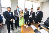 PRESIDENTE ALEX REDANO RECEBE MEMBROS DA UNALE E ANUNCIA ENCONTRO PARA DISCUTIR CEN&Aacute;RIO P&Oacute;S-PANDEMIA - Foto: ASSESSORIA