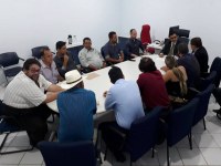 REUNI&Atilde;O ENTRE VEREADORES E PROMOTORIA DETERMINA SUSPENS&Atilde;O DE COBRAN&Ccedil;A DE TAXA DE &Aacute;GUA EM ARIQUEMES - Foto: ASSESSORIA