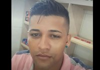 HOMEM &Eacute; EXECUTADO COM SEIS TIROS NA CABE&Ccedil;A NO SETOR -09 EM ARIQUEMES - Foto: ASSESSORIA