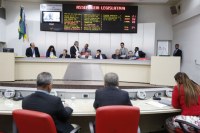 DEPUTADOS DECIDEM N&Atilde;O VOTAR NADA AT&Eacute; GOVERNADOR CONF&Uacute;CIO RESOLVER SITUA&Ccedil;&Atilde;O DA EDUCA&Ccedil;&Atilde;O - Foto: ASSESSORIA