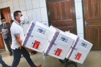 MAIS 23 MIL DOSES DE VACINAS CHEGAM A ROND&Ocirc;NIA E PODEM ATINGIR PESSOAS ABAIXO DE 70 ANOS - Foto: ASSESSORIA
