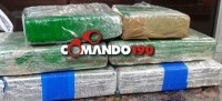 MULHER &Eacute; PRESA COM CINCO QUILOS DE COCA&Iacute;NA - Foto: COMANDO 190
