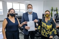 PRESIDENTE ALEX REDANO GARANTE EMENDA DE 135 MIL REAIS PARA APAE DE ARIQUEMES - Foto: ASSESSORIA