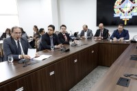 DEPUTADO ALEX REDANO AFIRMA QUE N&Atilde;O TEM  MEDO DE AMEA&Ccedil;AS E IR&Aacute; AT&Eacute; AS &Uacute;LTIMAS CONSEQU&Ecirc;NCIAS - Foto: mapping.com.br - Maique Pinto