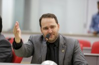 DEPUTADO ALEX  REDANO REALIZA REUNI&Atilde;O EM MONTE NEGRO PARA DISCUTIR VIOL&Ecirc;NCIA - Foto: ASSESSORIA