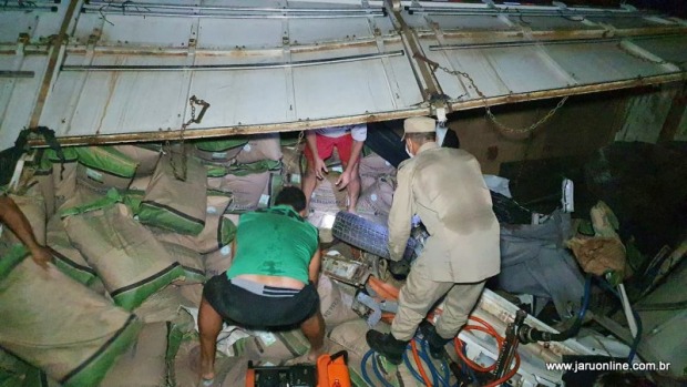  (Foto: com informa&ccedil;&otilde;es do JARUONLINE e PRF)