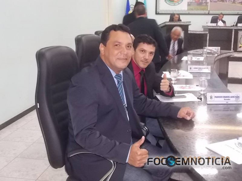 VEREADOR Z&Eacute; ANDRADE ANUNCIA FILIA&Ccedil;&Atilde;O DE ADAUTO CALISTRO E RAIDY ALVES NO PDT EM ARIQUEMES
