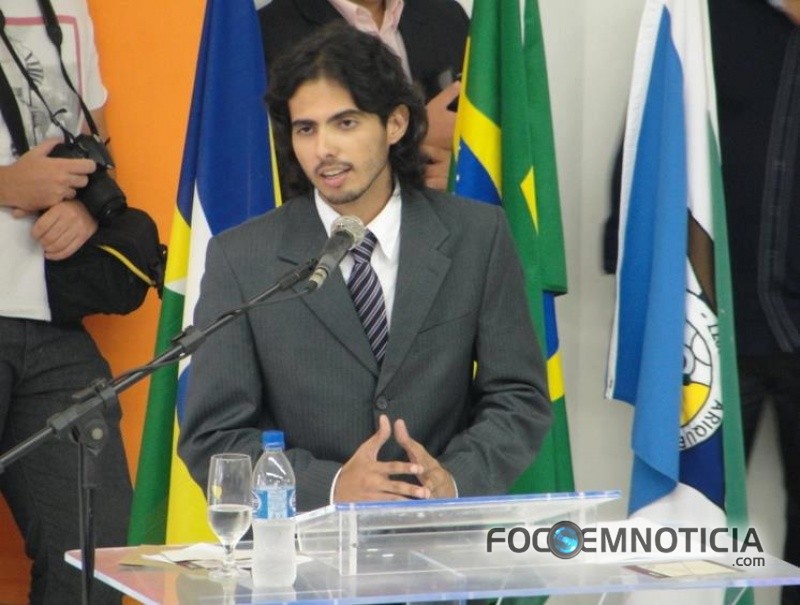 VEREADOR &Eacute;DIPO N&Atilde;O DISPUTAR&Aacute; A REELEI&Ccedil;&Atilde;O E VAL DO PT DEVER&Aacute; ENTRAR NA BRIGA PARA VOLTA A C&Acirc;MARA EM A