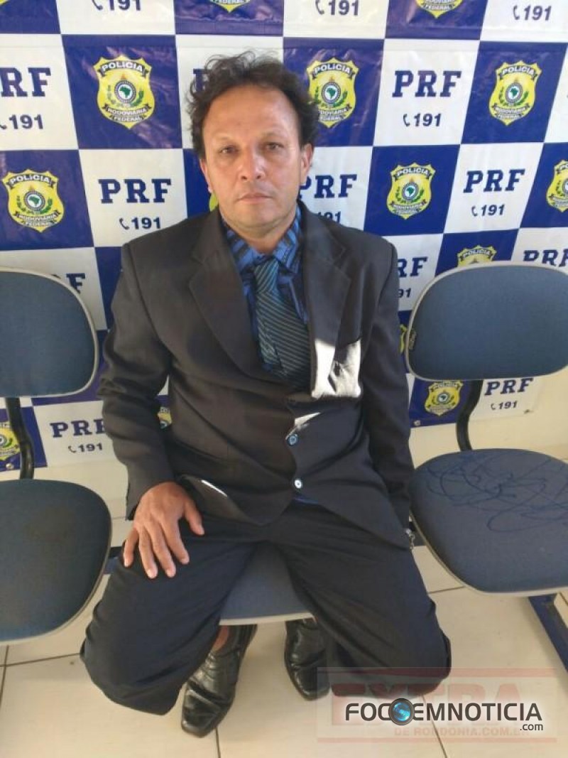 MOTORISTA &Eacute; PRESO COM 60  QUILOS   DE COCA&Iacute;NA
