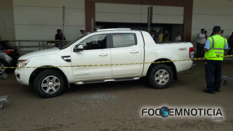 URGENTE: FAZENDEIRO  DE ARIQUEMES &Eacute; ASSASSINADO NO AEROPORTO DE PORTO  VELHO